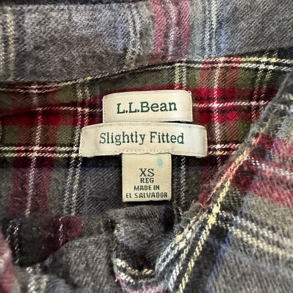XS - LLBean Classic Flannel - Picture 3 of 3